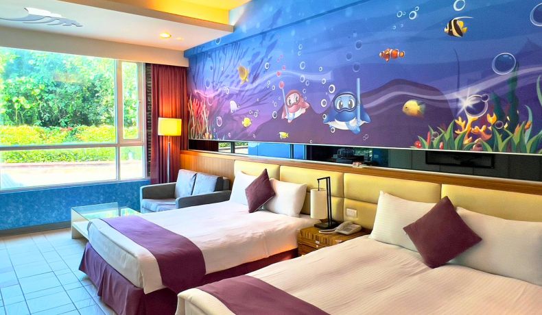 Ocean Theme Quadruple Room