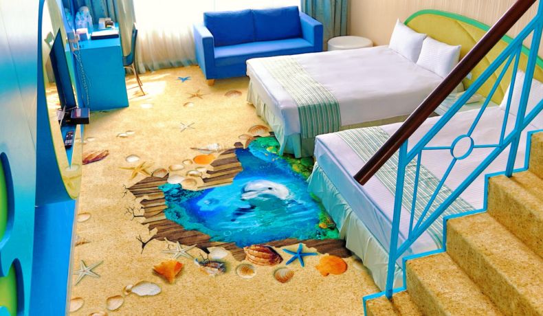 Ocean Theme Maisonette - Room for Six